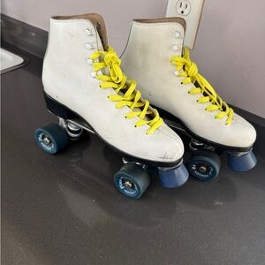 Women’s Roller Skates size 9
